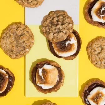 BANANA OATMEAL COOKIE S’MORES BY WIT & VINEGAR